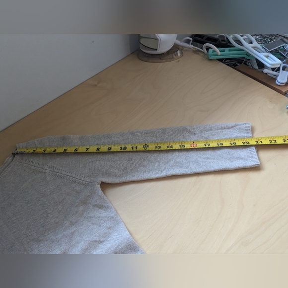 IN CASHMERE Crewneck Women Size Small 100% Cashmere Beige Color 3/4 Sleeves - Picture 10 of 10